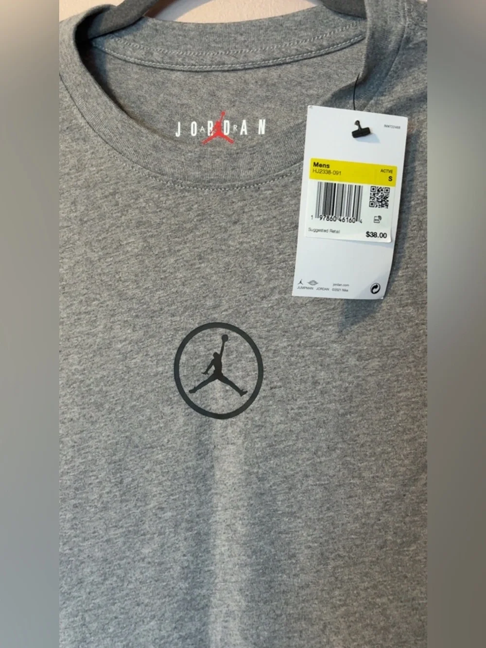 Jordan Flight Essentials Jumpman Basketball Circle Back TShirt
